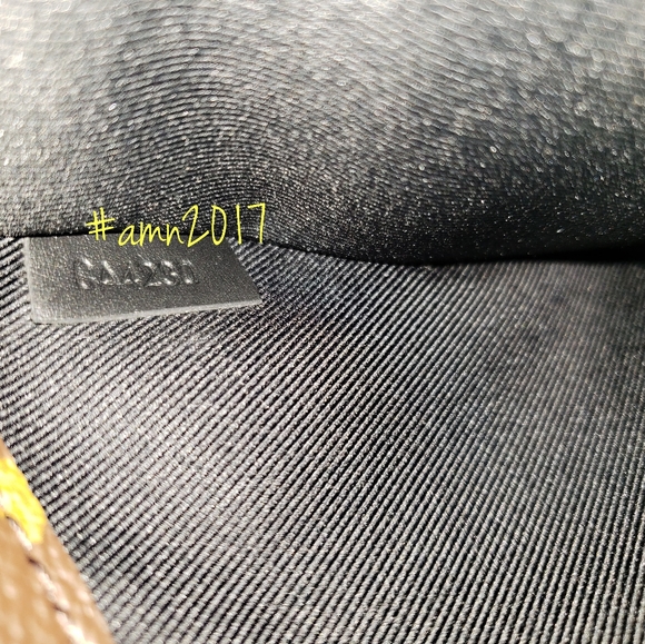 Louis Vuitton Monogram Magnetic Messenger - Picture 12 of 15